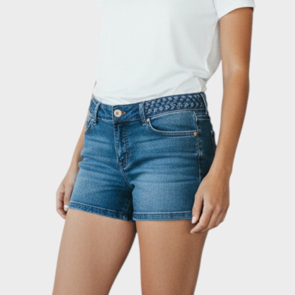 Forever 21 Womens Size 29 Blue Denim Shorts Cotton Blend Braided Belt